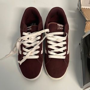 Vans Dillon size 11.5 No Skool TRE Burgundy &white